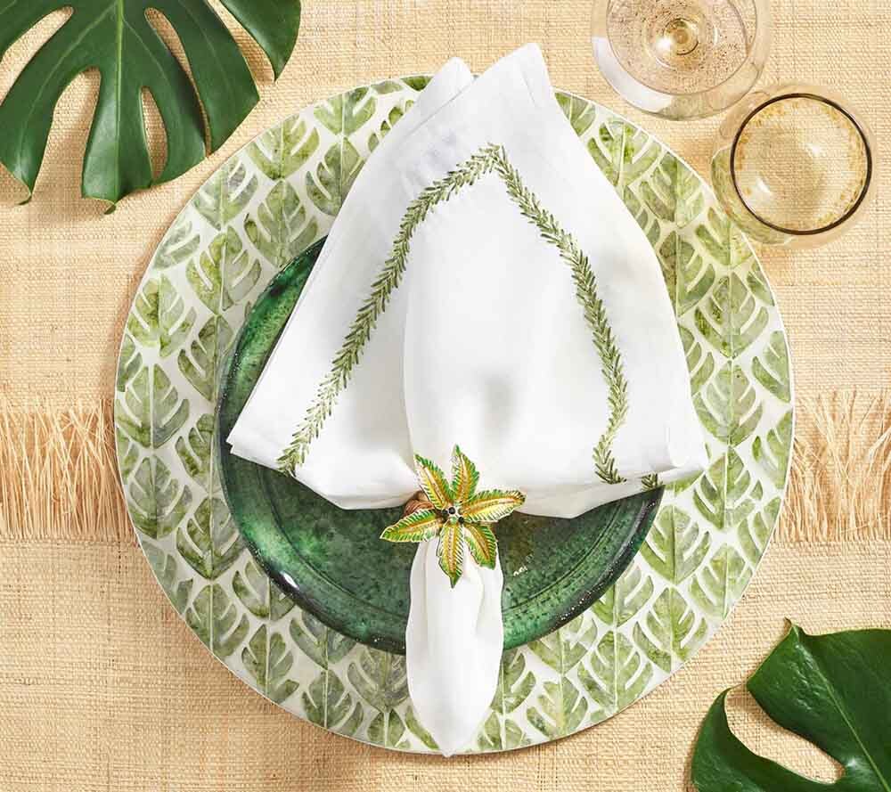 Palm Coast Napkin Ring in Green & Gold, Set of 4 in a Gift Box